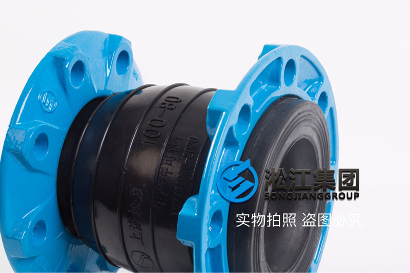 KYT型球墨铸铁同心异径橡胶接头产品图 KYT型球墨铸铁同心异径橡胶接头产品图